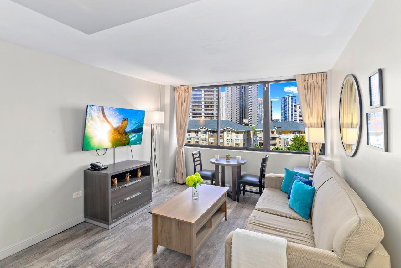 Renovated With City View At Aqua Palms Waikiki هونولولو المظهر الخارجي الصورة