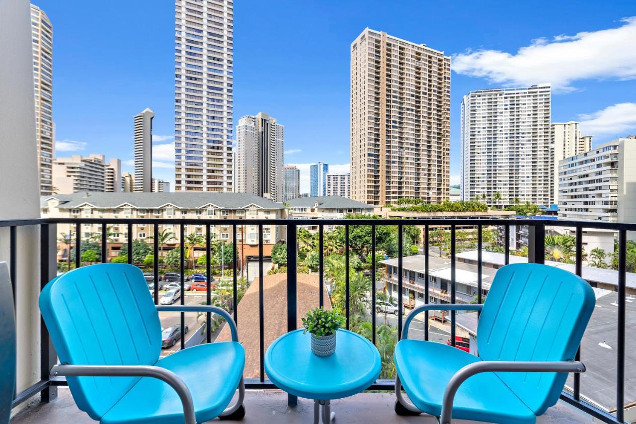 Renovated With City View At Aqua Palms Waikiki هونولولو المظهر الخارجي الصورة