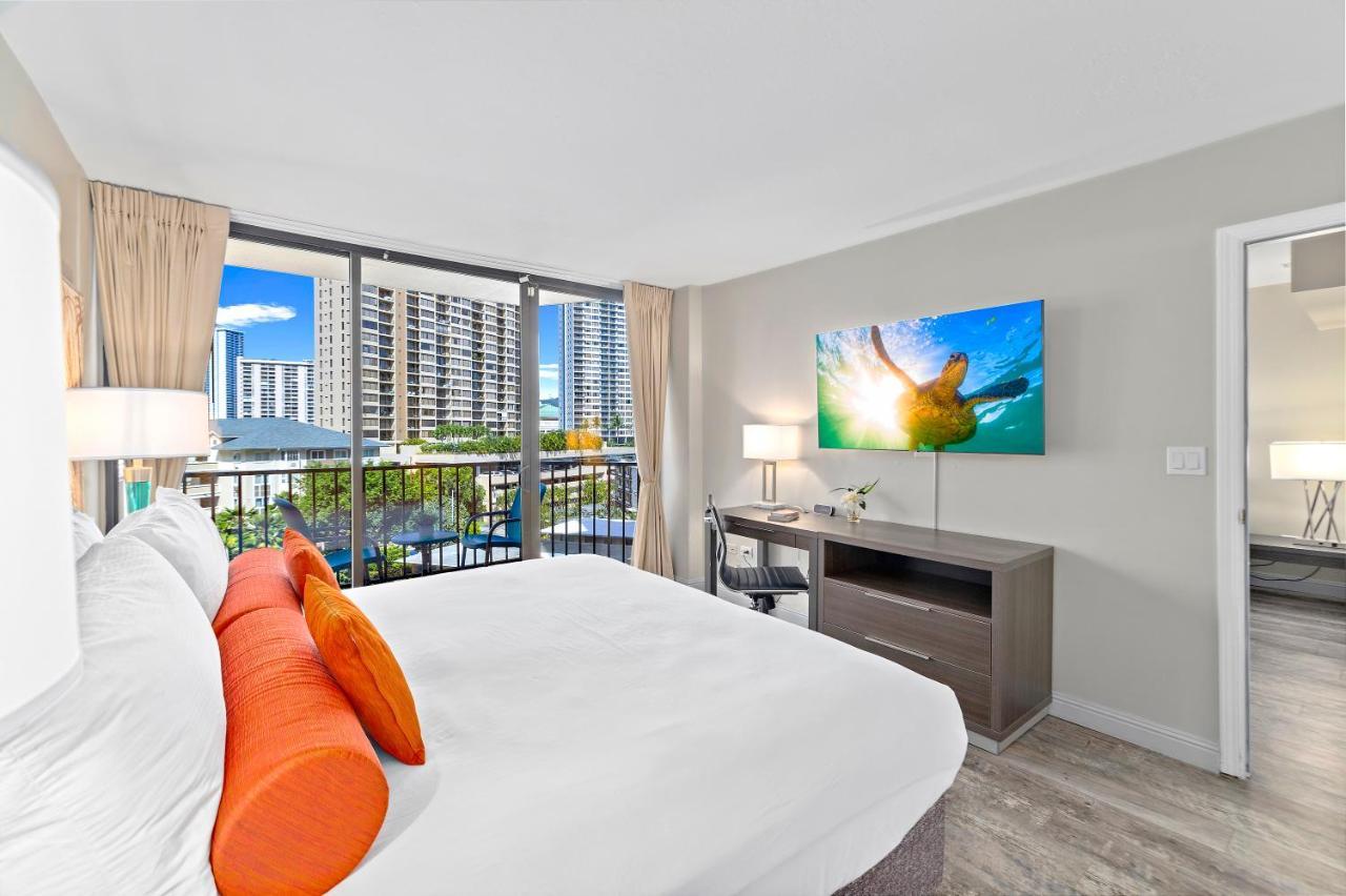 Renovated With City View At Aqua Palms Waikiki هونولولو المظهر الخارجي الصورة