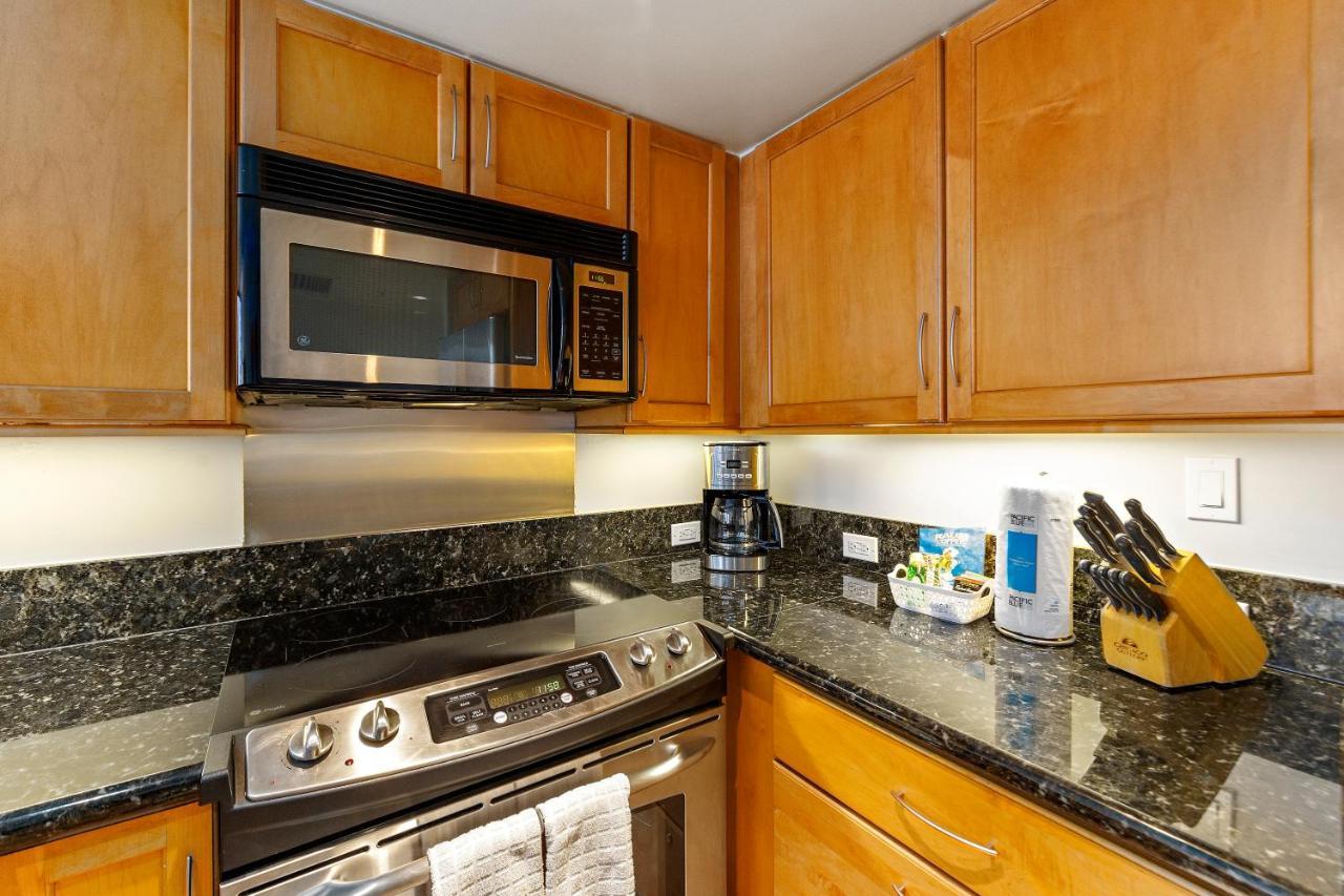Renovated With City View At Aqua Palms Waikiki هونولولو المظهر الخارجي الصورة